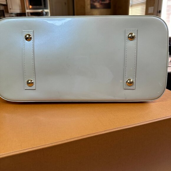Louis Vuitton Monogram Vernis Blanc Corail Alma GM Satchel - Picture 10 of 15